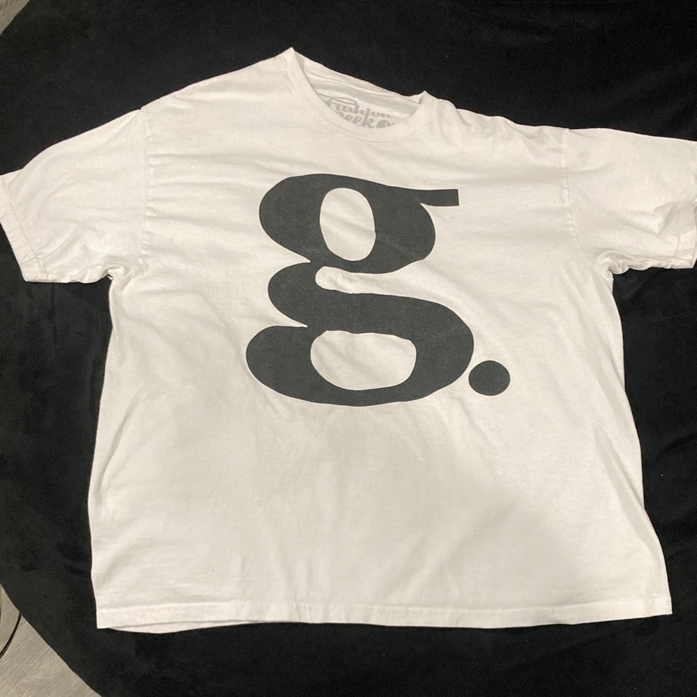 White T-Shirt with Black 'g' Print